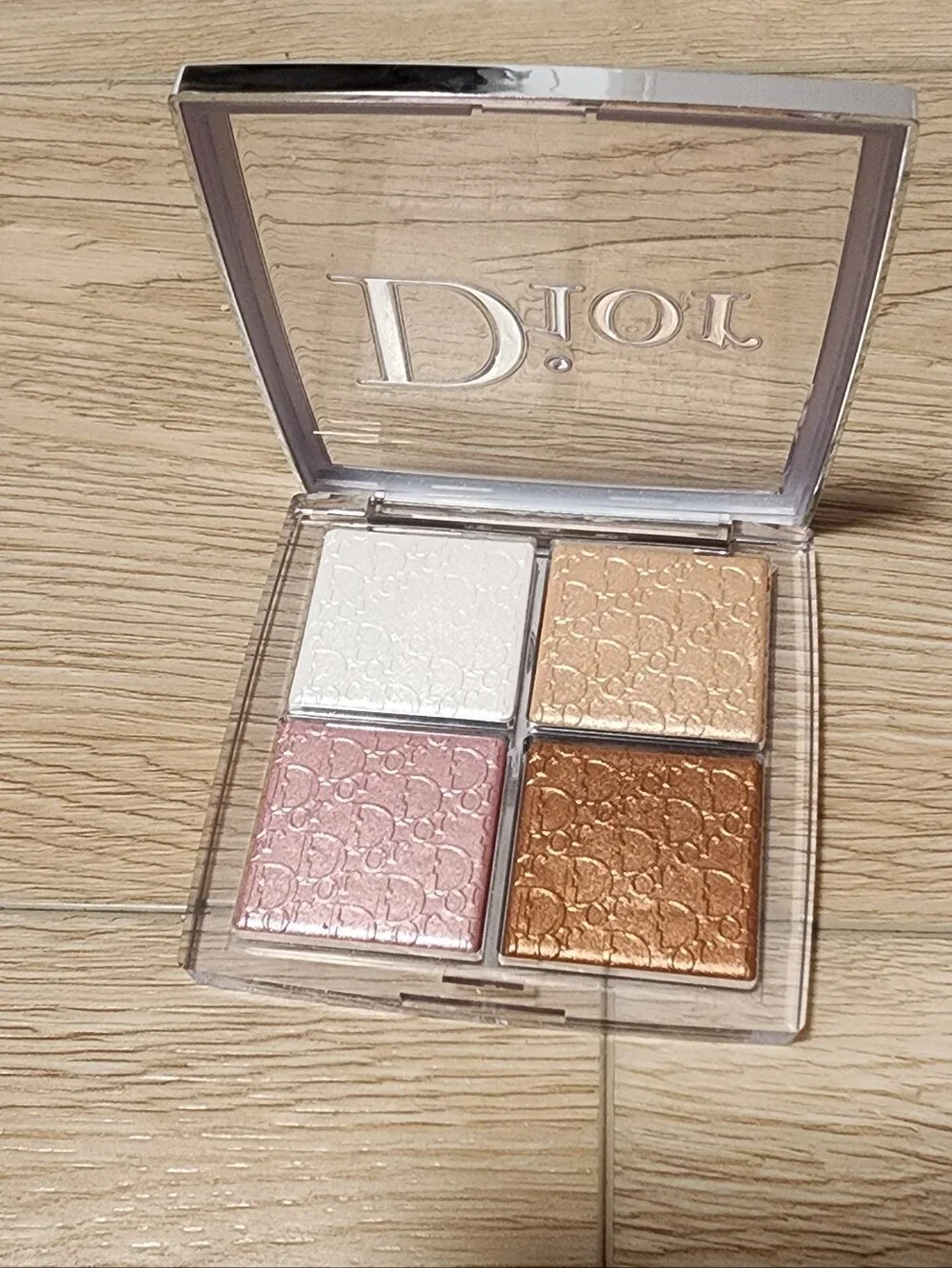 Dior Backstage Glow Maximizer 001 Universal Face Palette Highlighter and Blush